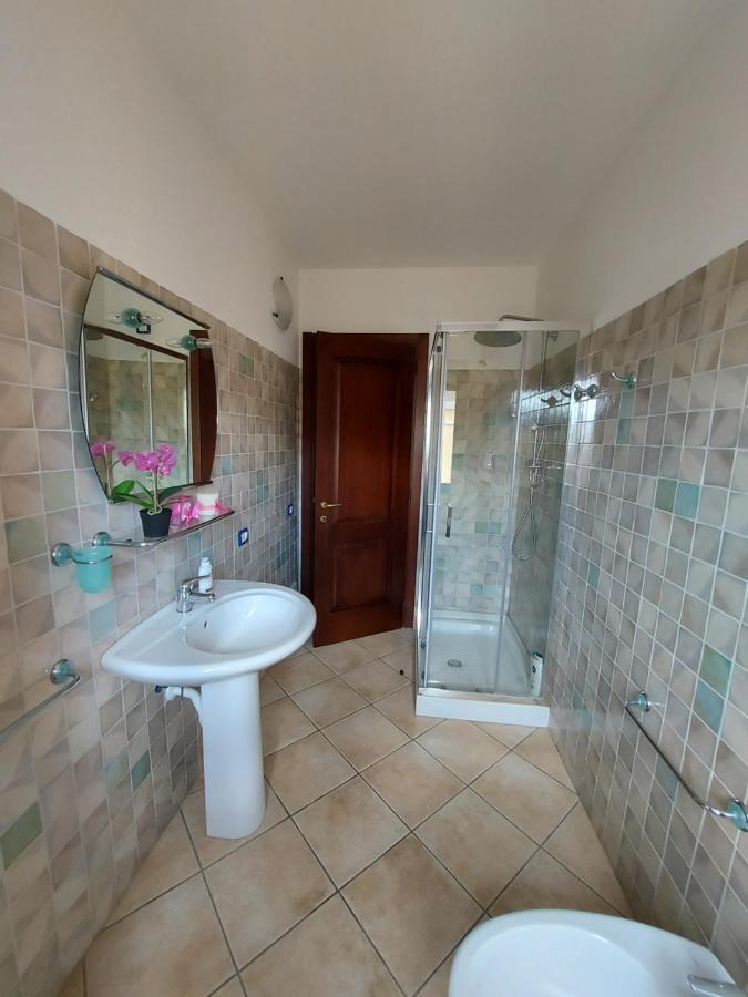 Affittacamere Center Room Tortolì المظهر الخارجي الصورة